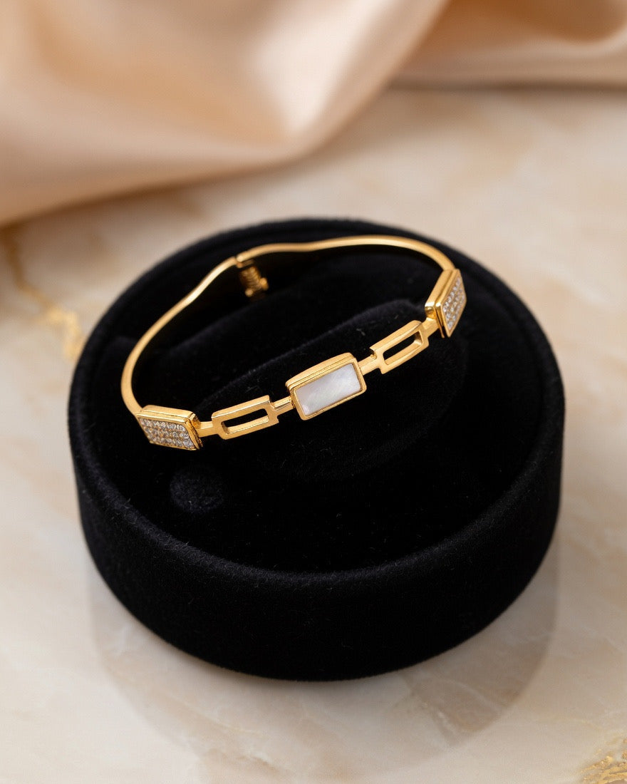 Geometric Link Adjustable Bracelet