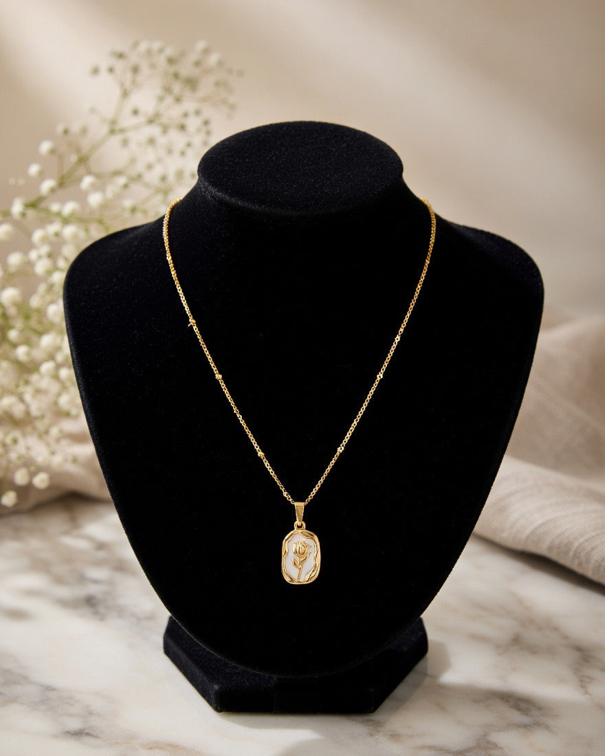 Elegant Rose Pendant Necklace