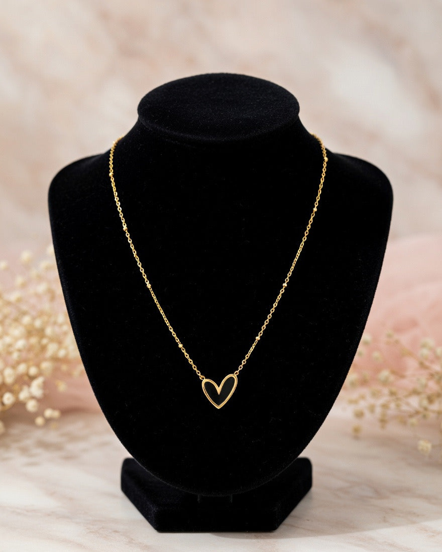 Romantic Black Heart Necklace